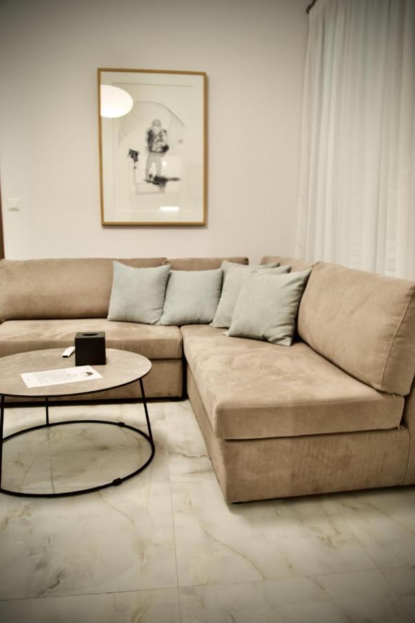 Apartamento Odi Artspitality Volos Exterior foto